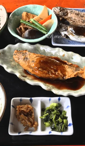 川魚定食の着せ替えメイン画像